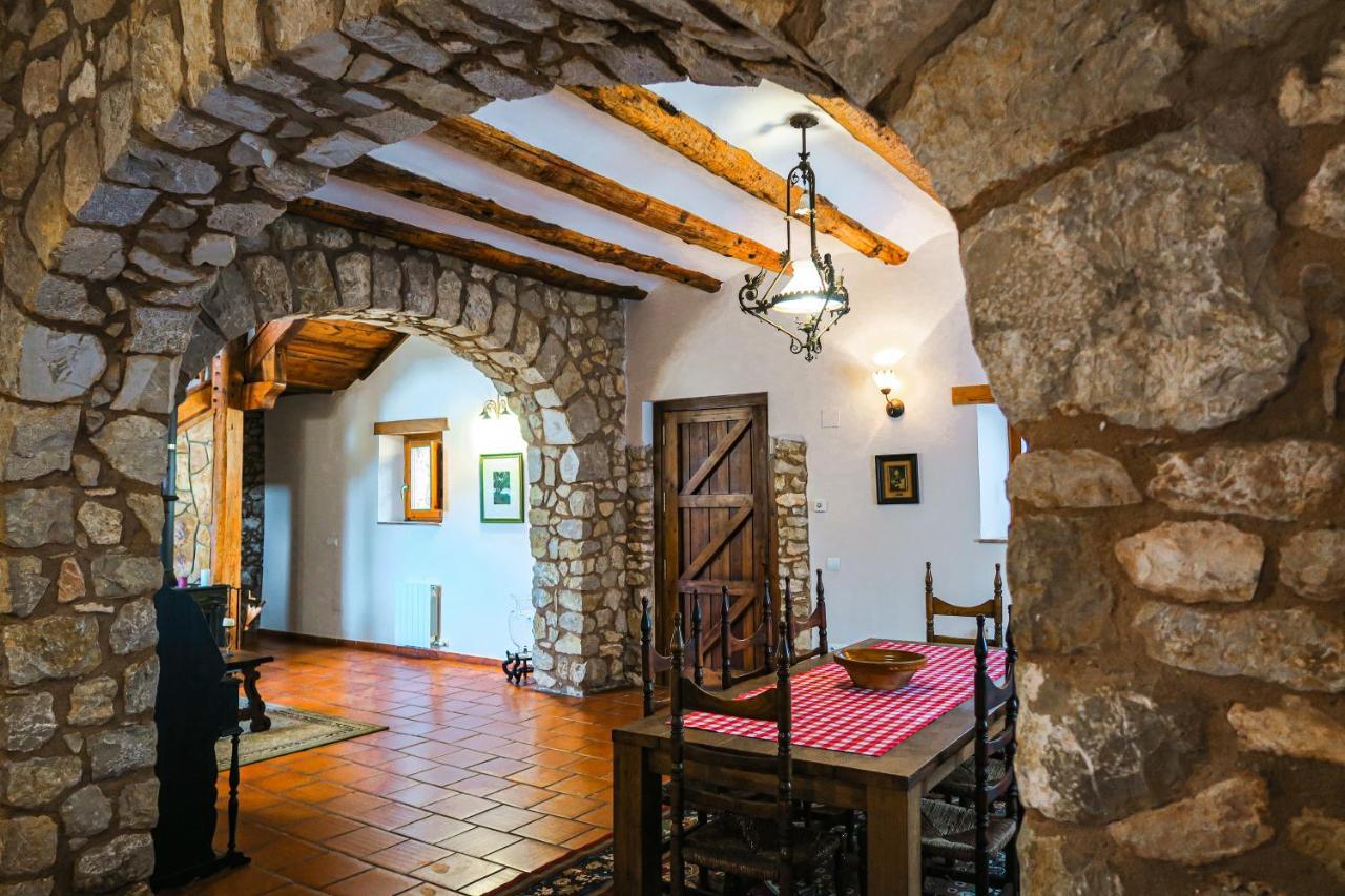 Masia Pou De La Vinya سيدجيس المظهر الخارجي الصورة